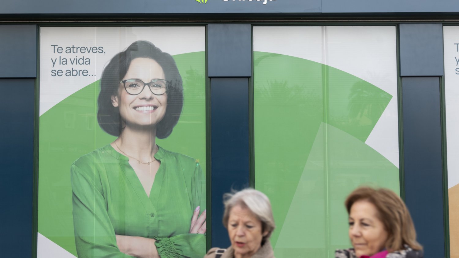 Unicaja adelanta el pago de las pensiones en 2026 y refuerza su atención exclusiva al colectivo sénior