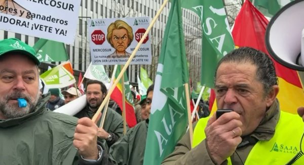 ASAJA Málaga se une a la marea de 6.000 agricultores en Estrasburgo contra el acuerdo con Mercosur