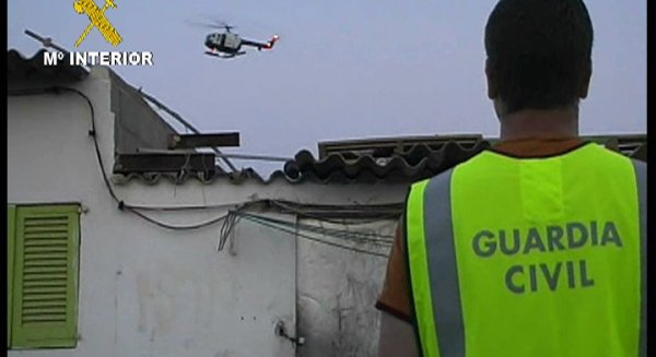 Cinco personas detenidas tras desarticular dos puntos de venta de drogas en Coín y Mijas