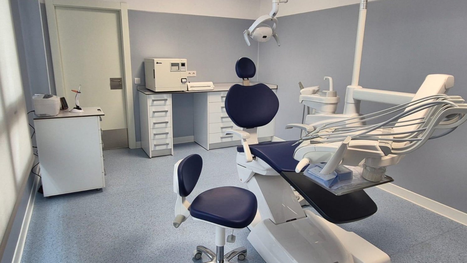 La Junta invierte más de 520.000 euros en modernizar los gabinetes bucodentales del Área Sanitaria Norte de Málaga