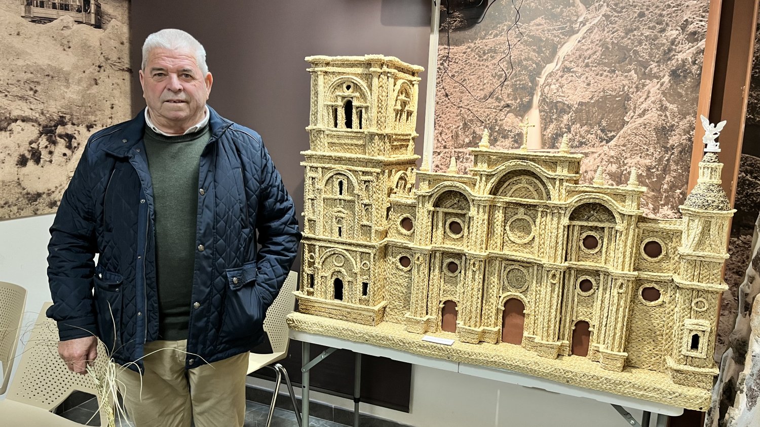 Manuel Rodríguez, el maestro granadino que transforma el esparto en monumentos