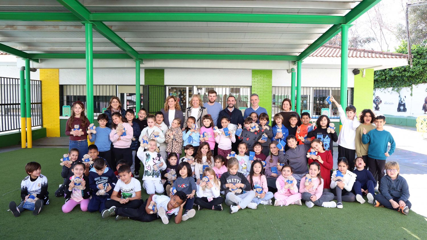 Marbella se alía con el colegio Los Olivos en un proyecto de aprendizaje para mejorar la limpieza urbana