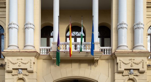 Decretados dos días de luto por el fallecimiento del periodista Guillermo Jiménez Smerdou