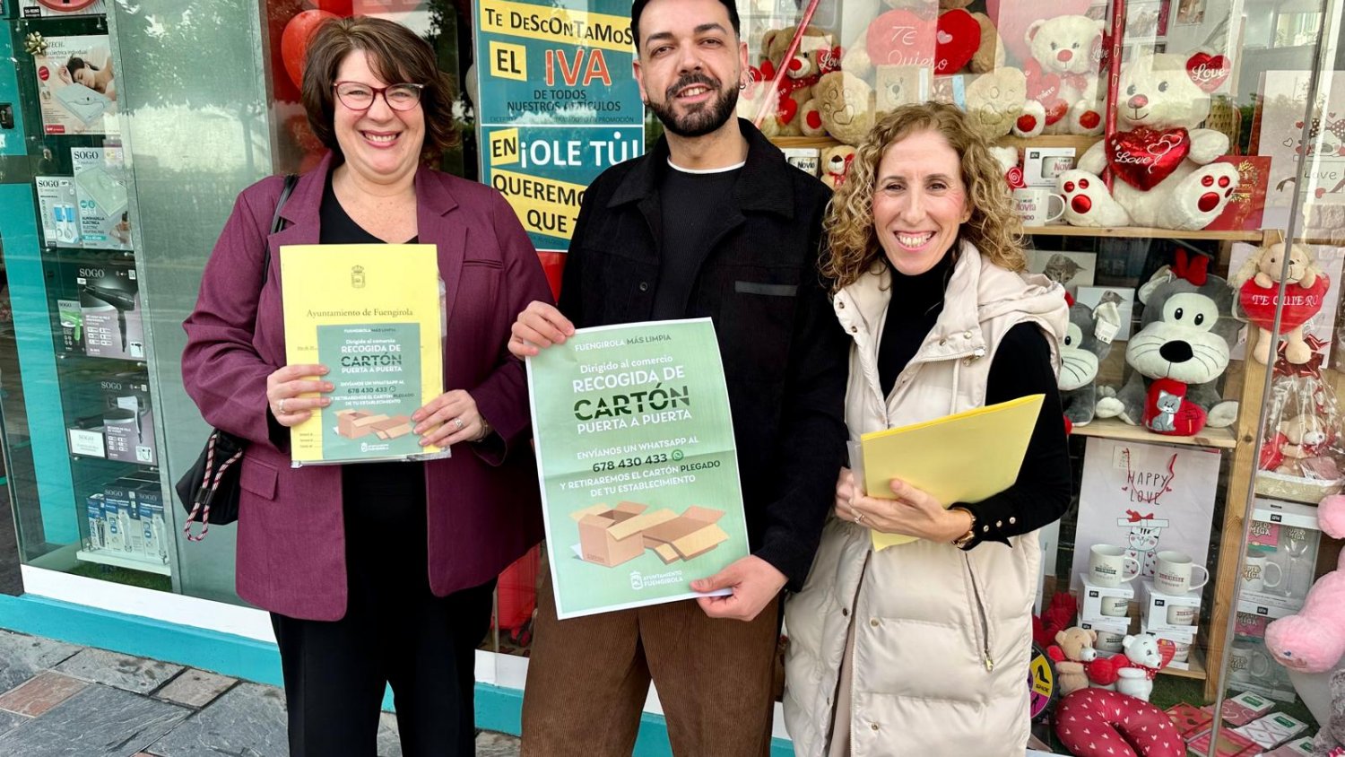 Fuengirola impulsa la recogida de cartón “puerta a puerta” para evitar la saturación de las islas ecológicas