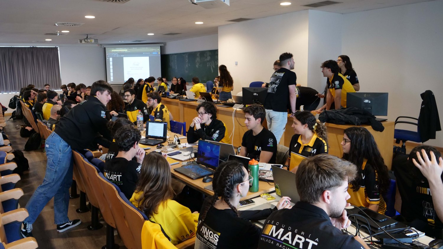 El equipo de Málaga Racing Team se enfrenta hoy a los exámenes de Formula Student para competir con su monoplaza 