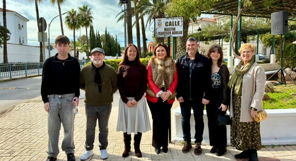 Torremolinos homenajea con una calle a Francisco Aguilar en reconocimiento a una vida dedicada a la enseñanza