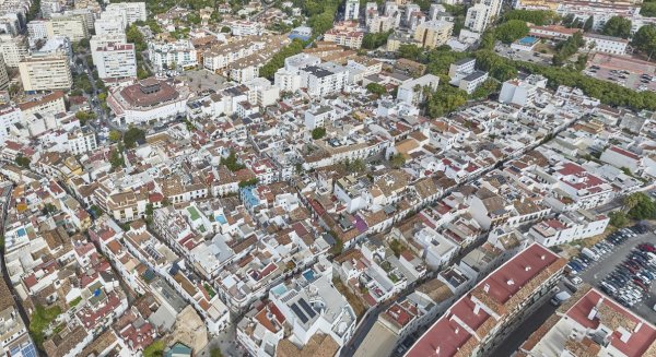 IU denuncia que Marbella es la tercera ciudad de España con más pisos turísticos ilegales