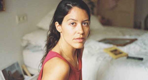 La escritora Sara Torres abrirá la tercera edición del ciclo de poesía 'Otras costumbres' en el Museo Thyssen