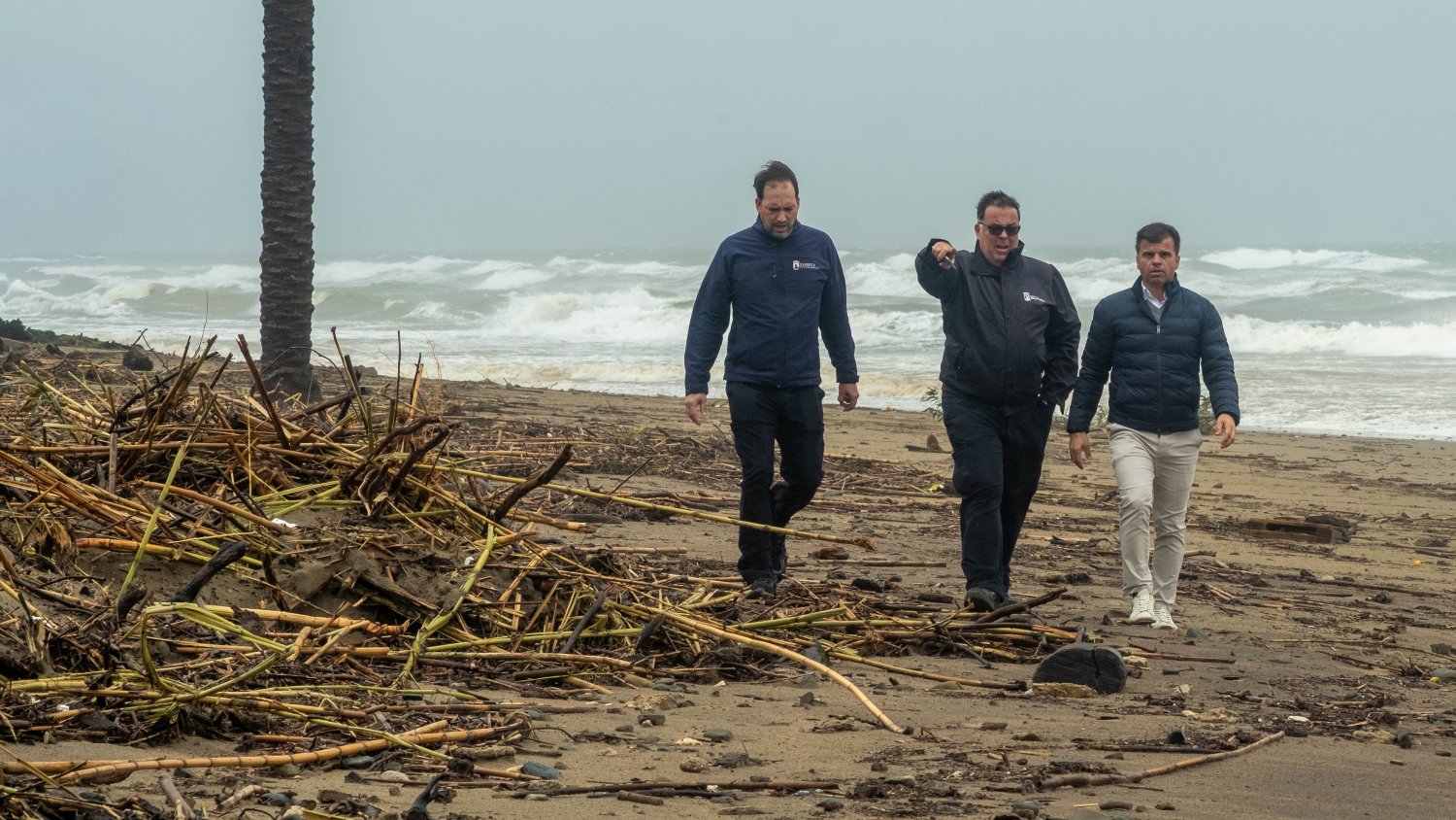 El temporal devora las playas de Marbella: San Pedro y la Venus pierden hasta 10 metros de anchura