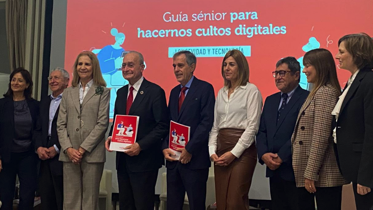 SeniorTic y Fundación Mapfre se unen para crear 'Longevidad y Tecnología, guía senior para hacernos cultos digitales'