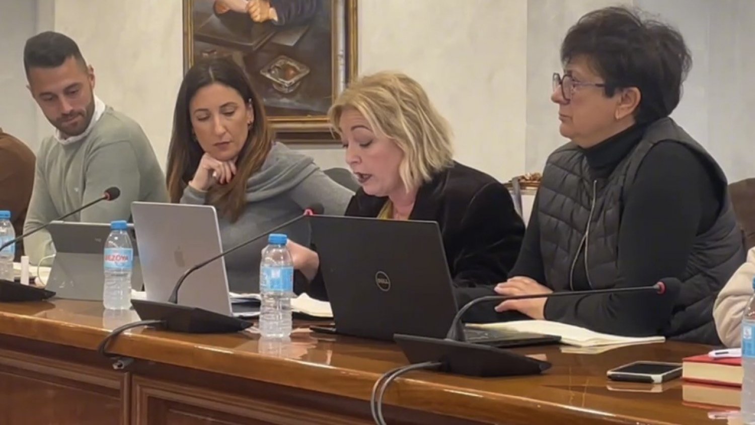 El PSOE de Torrox denuncia el bloqueo de las concesiones municipales en el municipio