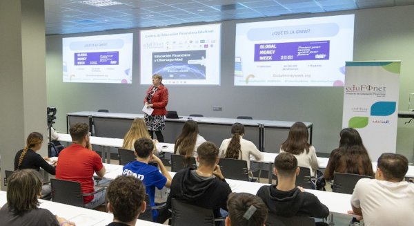 El Proyecto Edufinet impulsa la cultura financiera en 39 provincias con especial atención a jóvenes y mayores