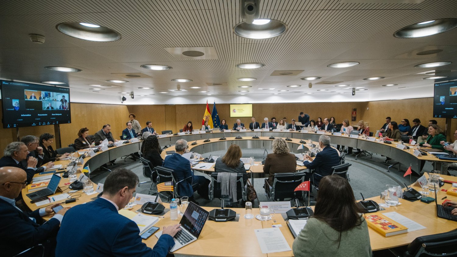 Andalucía lamenta la 'cerrazón' del Gobierno en política turística y la falta de cogobernanza real 