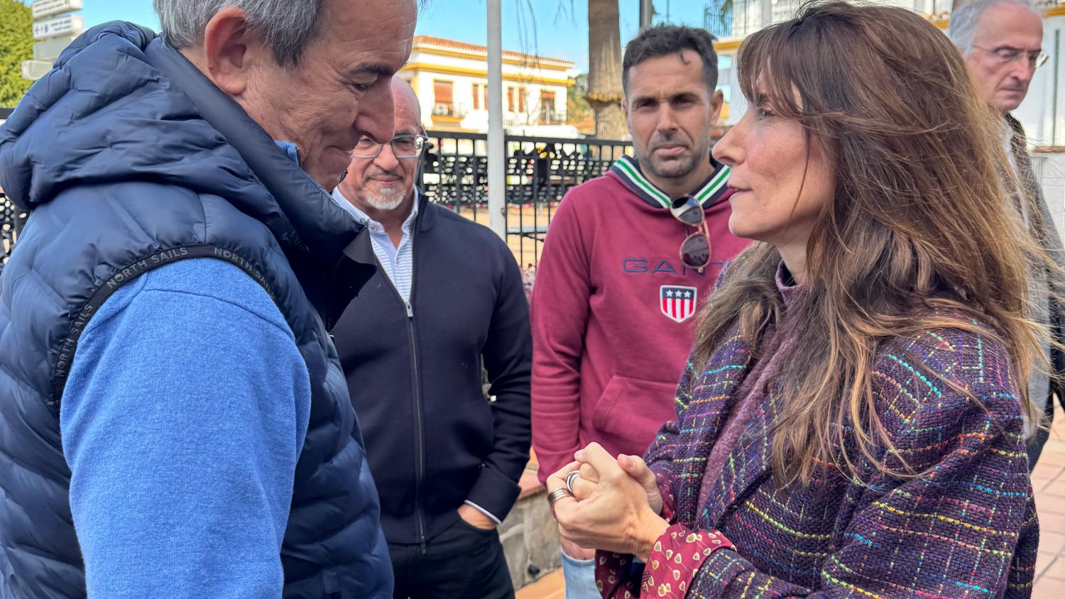 El Ayuntamiento de Mijas refuerza la Senda Litoral y renueva el mobiliario de las playas tras los temporales