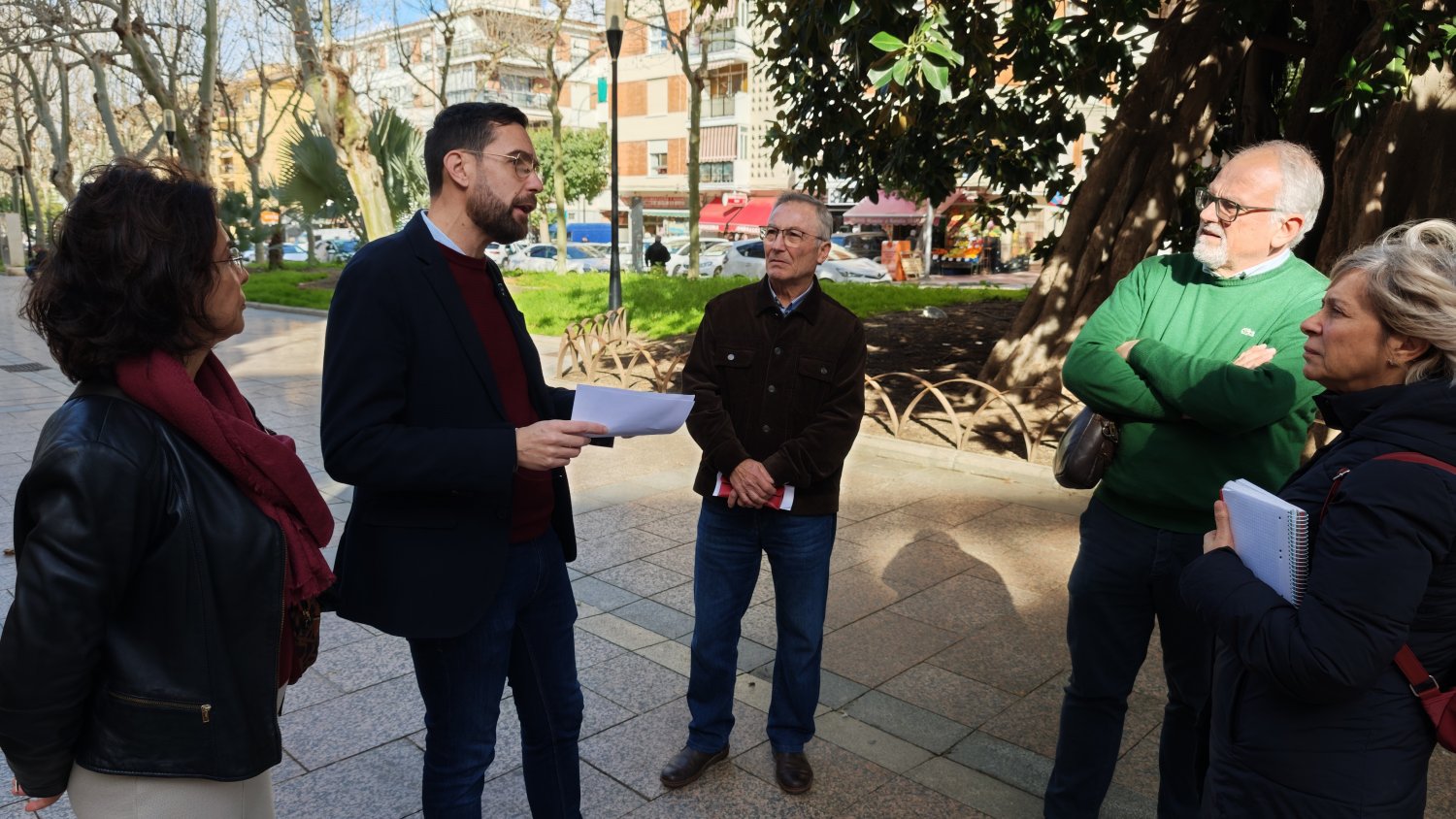 Víctor González tilda de “auténtica decepción” la reunión de las VPO y acusa al Gobierno de Vélez de “no dar la cara”