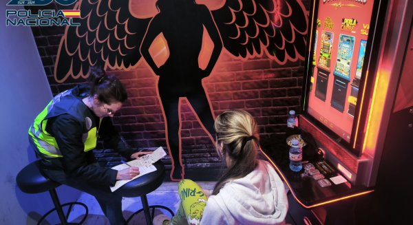 Desmantela en Málaga una red de trata de seres humanos con fines de explotación sexual 