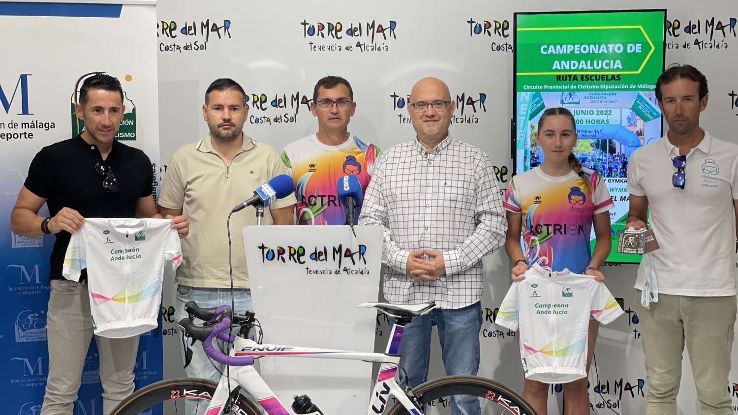 Torre del Mar celebra la II Ruta Escuelas de Ciclismo 'Memorial Fernando Wymmersch'