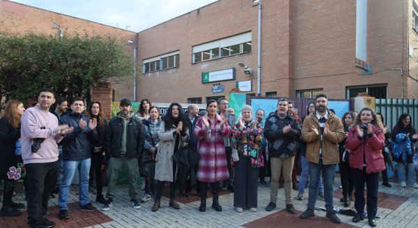 Con Málaga exige la instalación urgente de una escalera de incendios en el CEIP Vicente Aleixandre