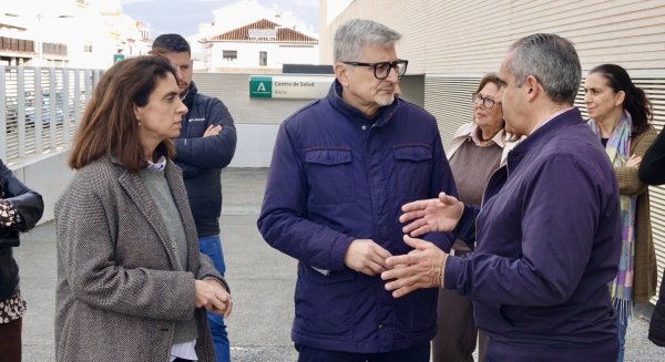 El PSOE exige a la Junta un segundo equipo de urgencias para Álora ante la saturación del centro de salud