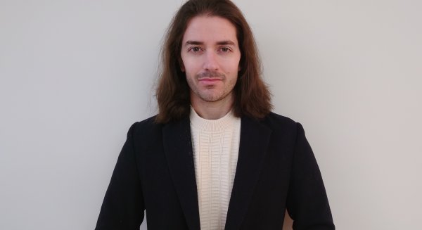 El malagueño Pedro Cepedal gana el Premio Tiflos de Poesía con una obra sobre el duelo y la discapacidad visual