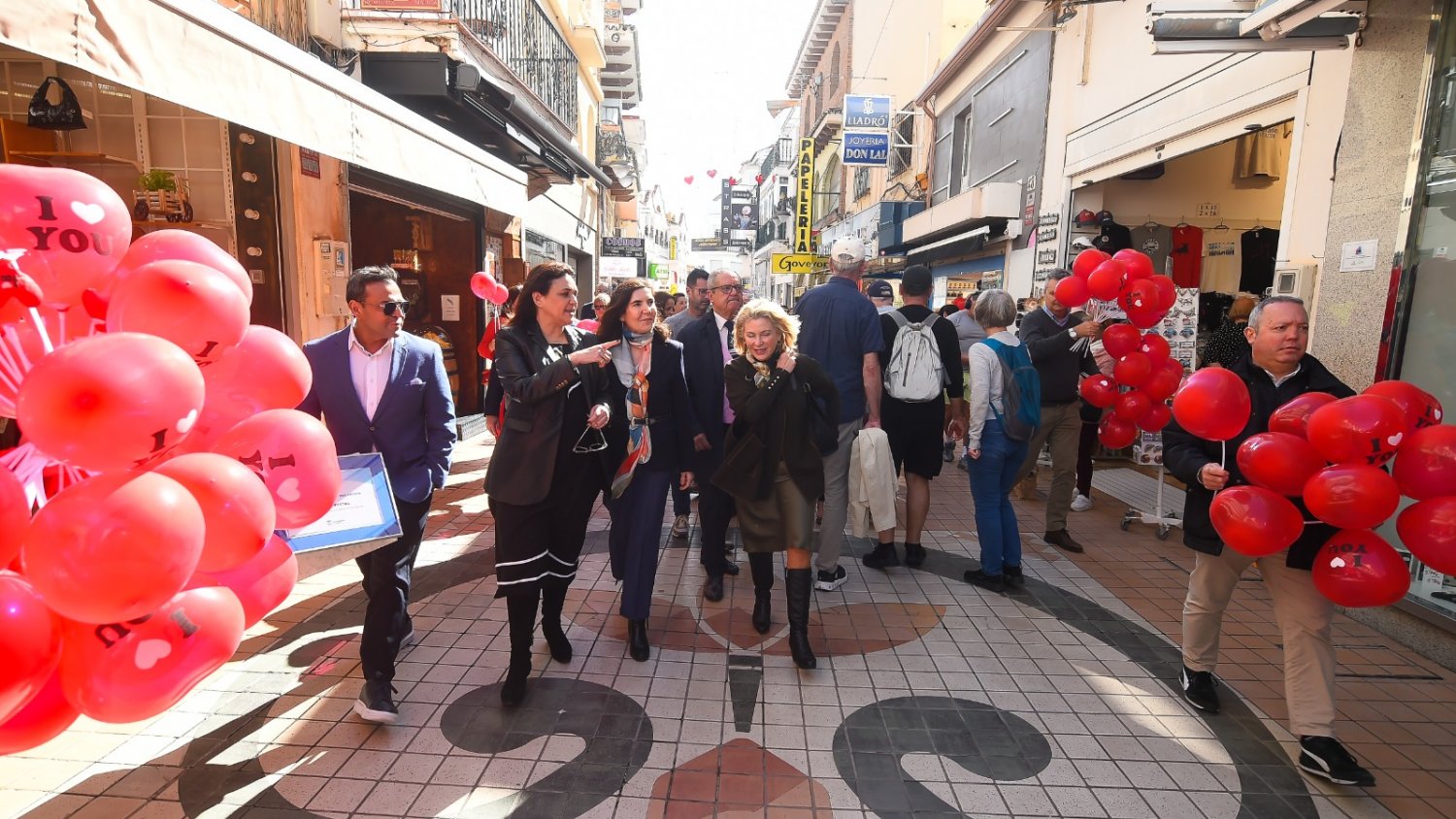 Rocío Blanco anuncia en Torremolinos la reducción de trámites para los Centros Comerciales Abiertos de Andalucía