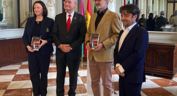  'Escaparate. Pedagogía de la modernidad', obra ganadora del XVII Premio de Málaga de Ensayo