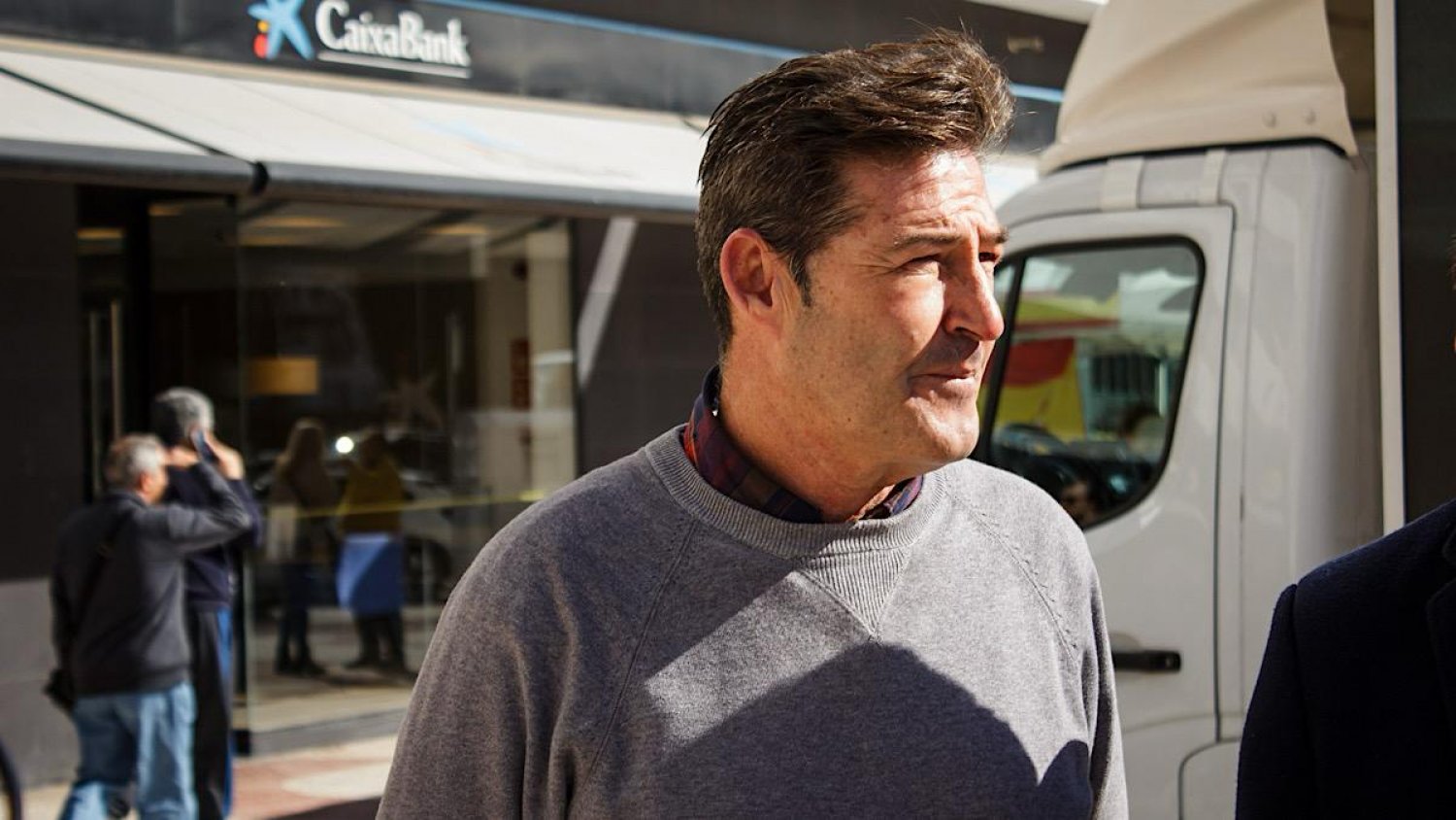 El Pleno de Málaga aprueba por unanimidad la propuesta de VOX para facilitar el alquiler de locales municipales en Soliva