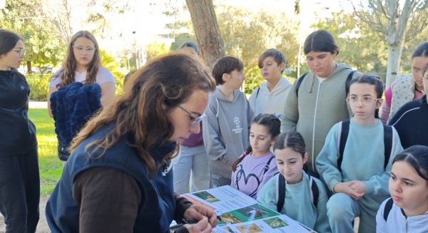 Escolares de Estepona se acercan a la biodiversidad con jornadas de anillamiento de aves 