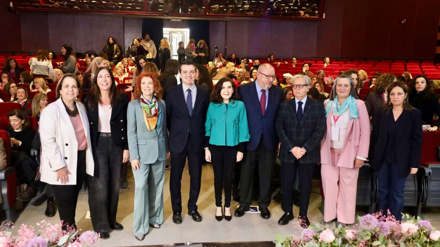 La Junta blinda su apoyo a las emprendedoras con medidas de conciliación y ayudas directas al trabajo autónomo
