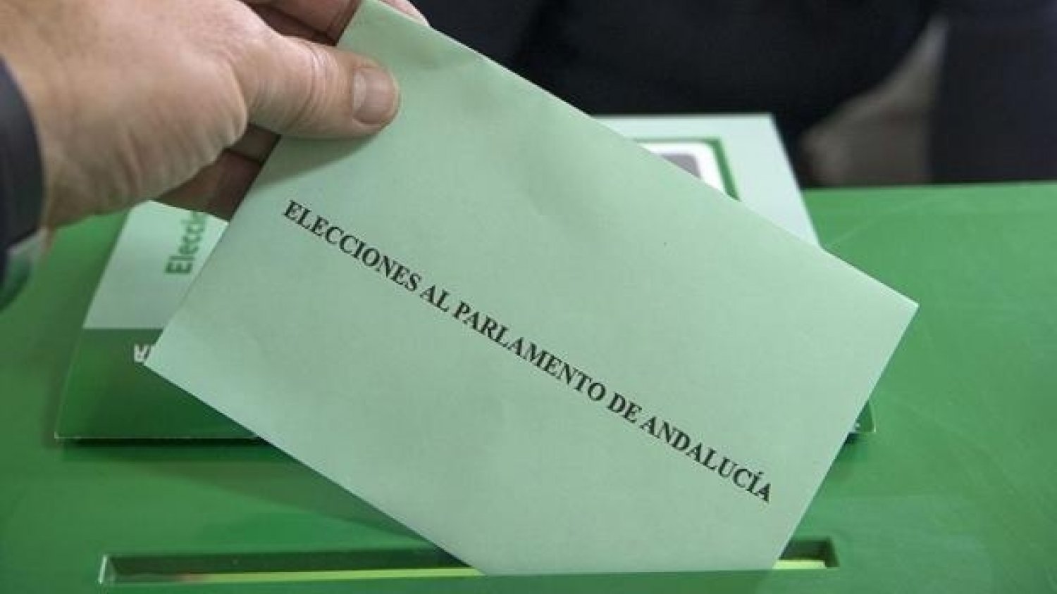 19J.- El PP obtiene en Málaga 10 diputados, PSOE 4, VOX 2 y Por Andalucía 1 al parlamento andaluz