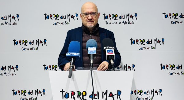 El delegado de EMVIPSA, garantiza la 'total transparencia' en las VPO de Vélez-Málaga