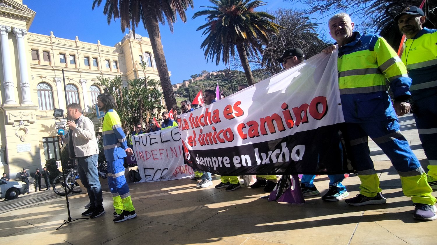 Con Málaga lleva al Pleno la huelga del alcantarillado y exige al alcalde que medie ante la 'precariedad' de la plantilla