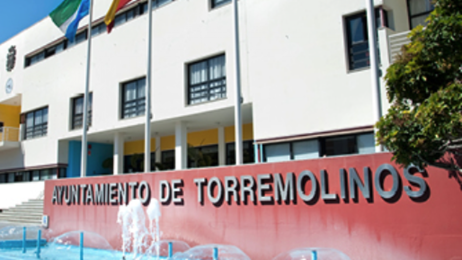 Torremolinos implanta la accesibilidad universal en sus edificios municipales para las personas con diversidad funcional 