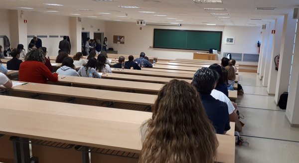 La Junta convoca más de 5.000 plazas docentes para Secundaria, Música y Artes Escénicas y Formación Profesional