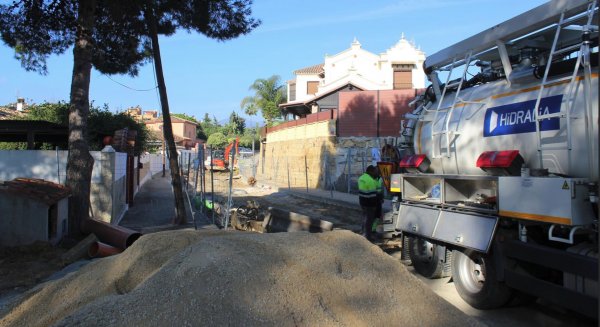 Estepona invierte más de 20 millones de euros en la renovación de las redes de saneamiento y pluviales de la ciudad