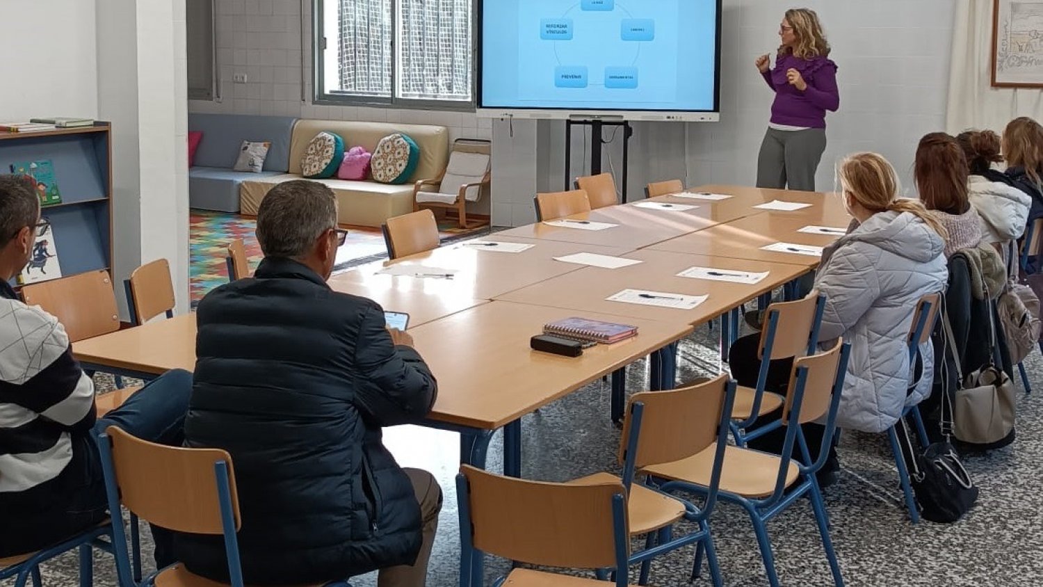 Rincón de la Victoria desarrolla su programación formativa dirigida a familias enfocado en la prevención y la comunicación