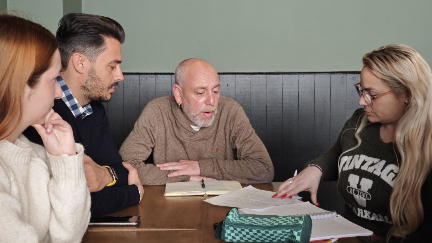 Por Andalucía denuncia en Fuengirola la Ley de la Dependencia esté en manos de grandes empresas y fondos de inversión