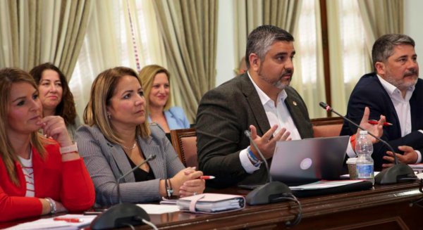 El PP de Mijas denuncia la hipocresía del PSOE local por la tarifa del agua y alcantarillado