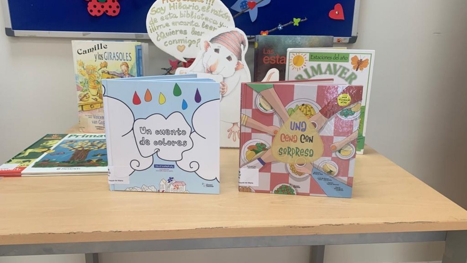 La literatura infantil sobre familias diversas llega a las bibliotecas públicas del municipio de Rincón de la Victoria