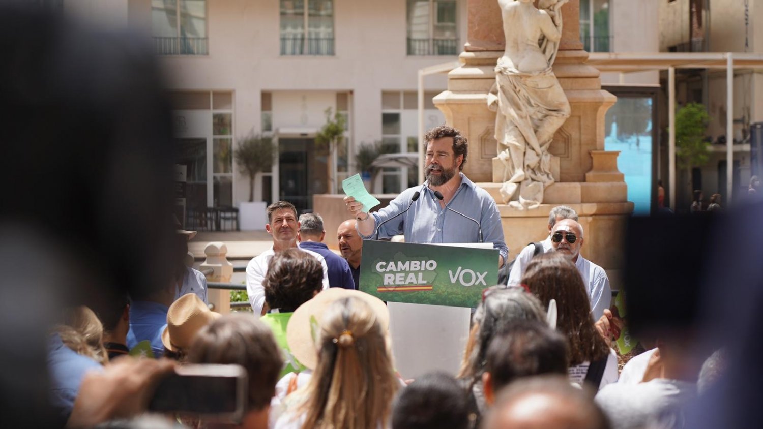19J.- Espinosa de los Monteros: 
