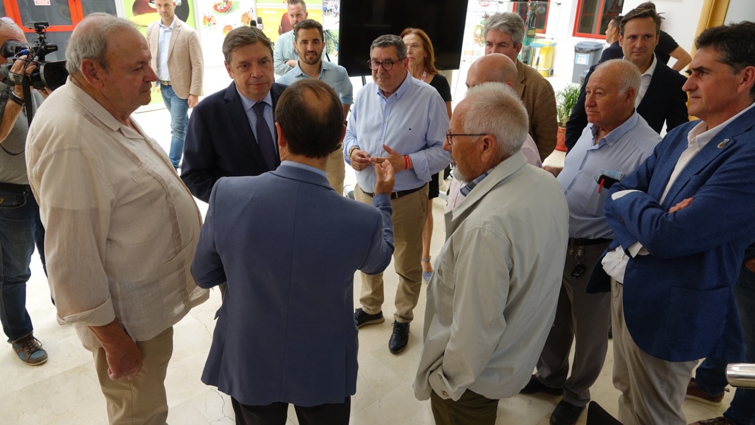 Luis Planas destaca que el Gobierno va a destinar a la Axarquía un total de15,8 millones de euros para aguas regeneradas
