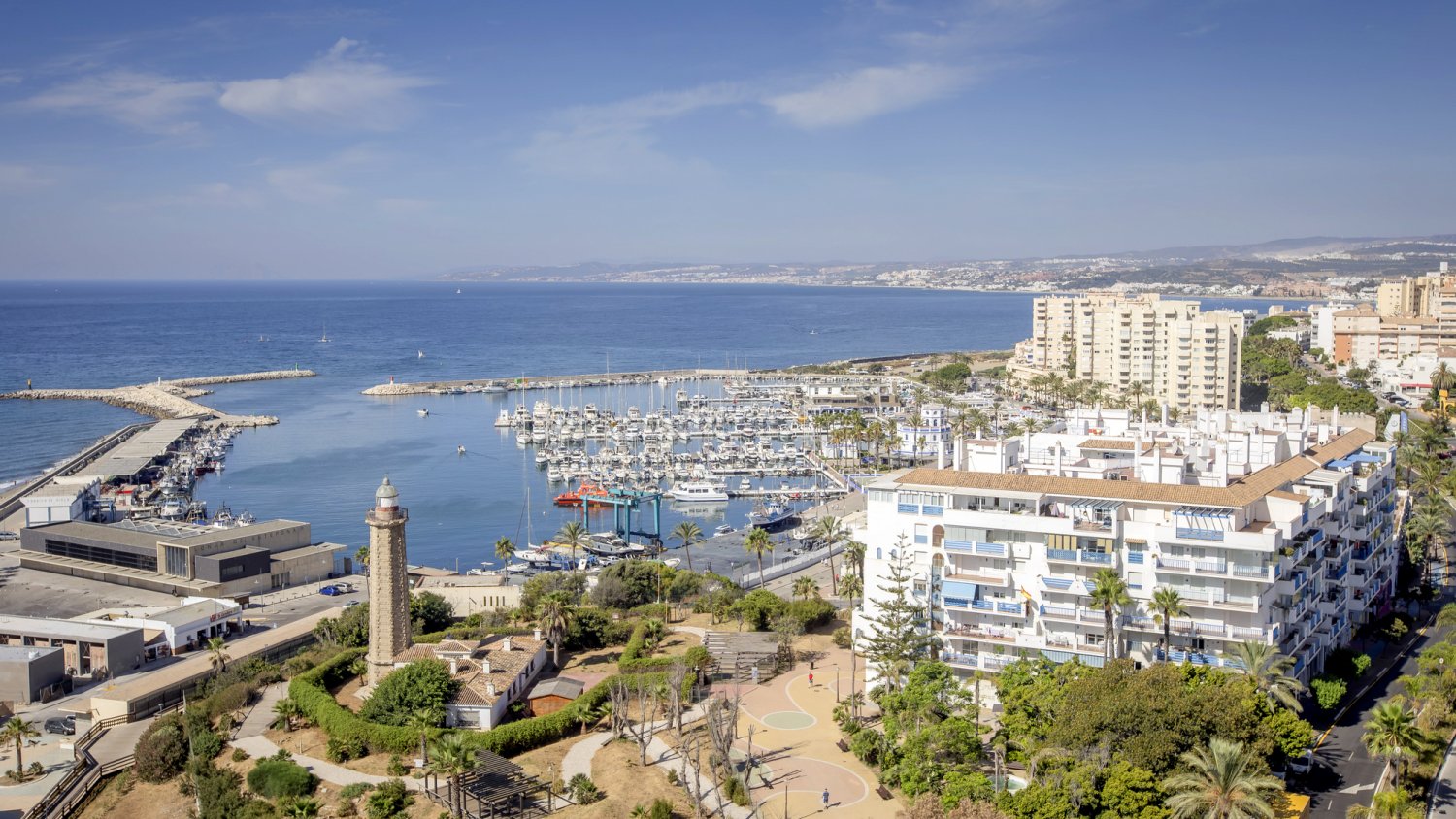 Estepona alcanza sus mejores datos de empleo desde 2006 y sitúa la tasa de paro por debajo del 10%