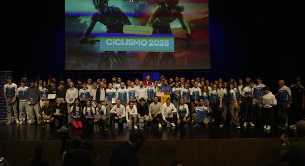 Cerca de 6.400 ciclistas recorren la provincia en la 27ª edición del Circuito de la Diputación de Málaga