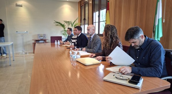 Entran en servicio las oficinas de atención para tramitar ayudas del Gobierno en Casares y Benaoján