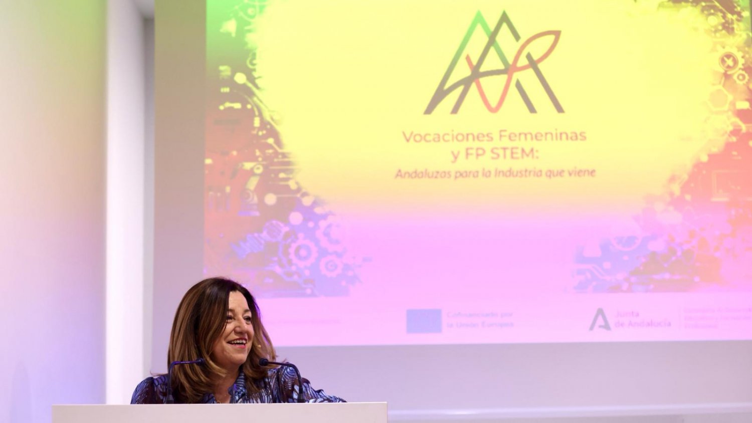 Las mujeres en ciclos STEM de FP han aumentado en Andalucía un 67,6% desde 2019