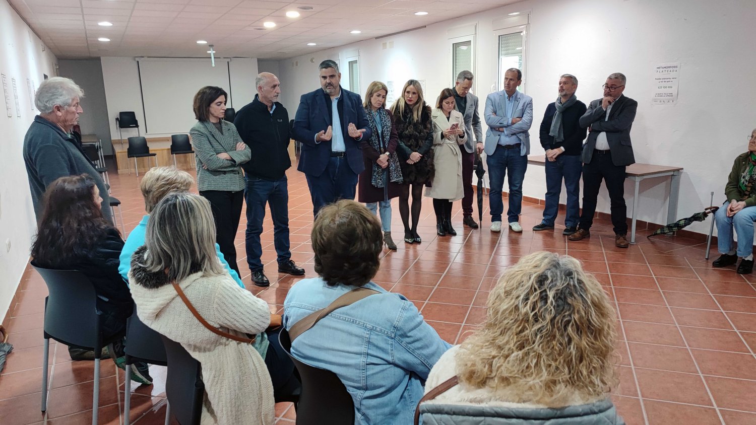 El PSOE reclama a la Junta una línea de autobús para acabar con el “aislamiento” de Valle de Abdalajís