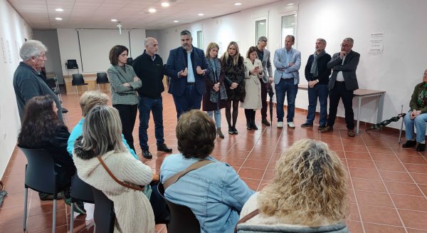 El PSOE reclama a la Junta una línea de autobús para acabar con el “aislamiento” de Valle de Abdalajís