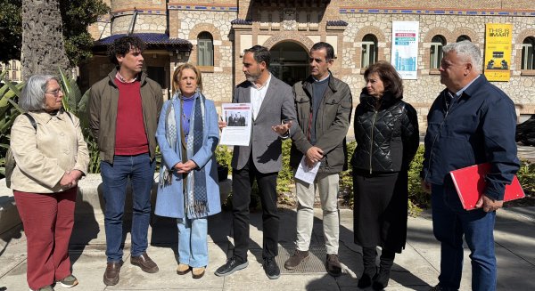 El PSOE acusa a De la Torre de poner la 'alfombra roja' a la UCAM para su desembarco en Tabacalera