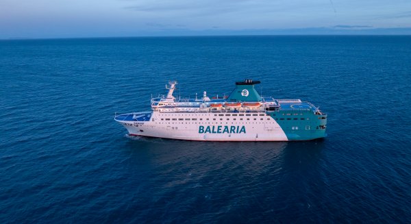 Baleària programa una salida especial entre Málaga y Ceuta con motivo del evento La Cuna de la Legión