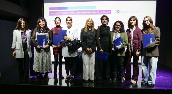 La Universidad de Málaga premia la excelencia en investigación feminista con motivo del 8M